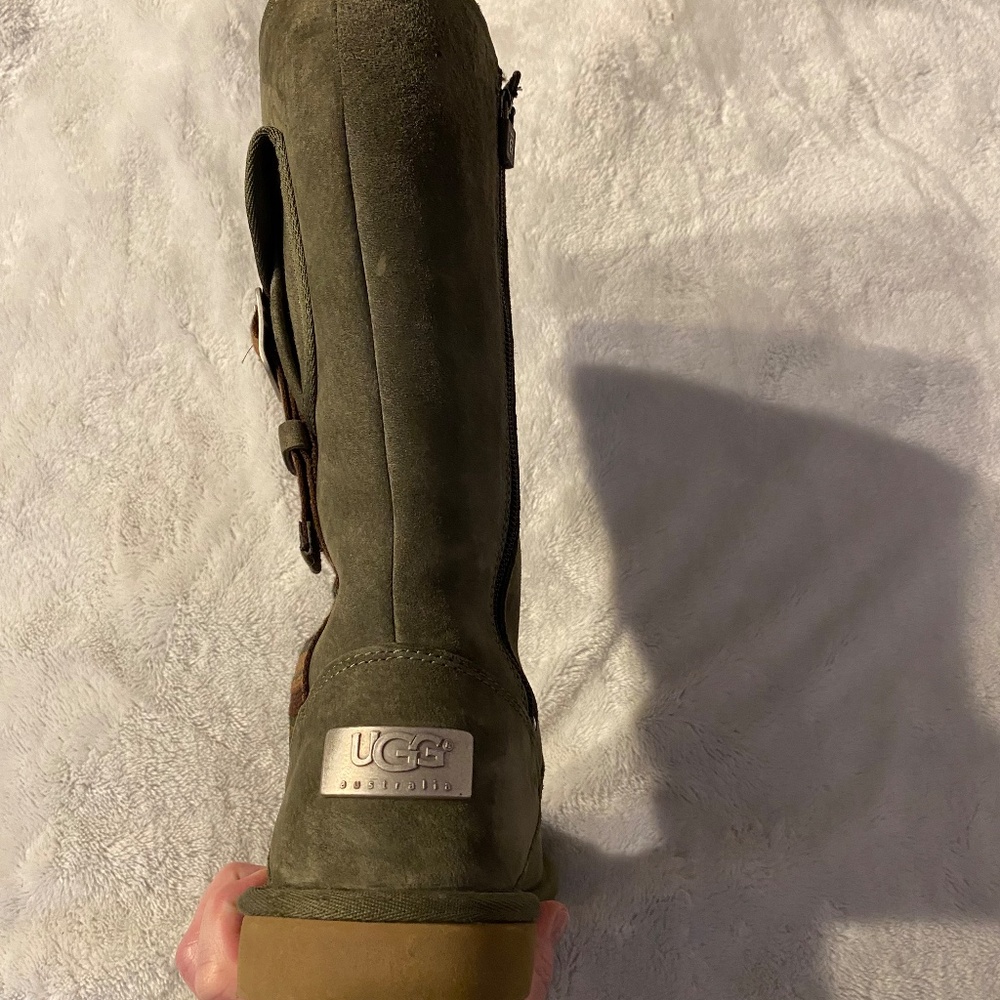 Green Ugg boot with pocket, size 6 - Picture 11 of 12